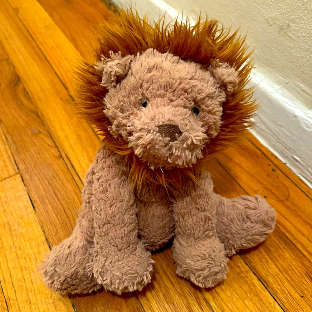Jellycat medium lion